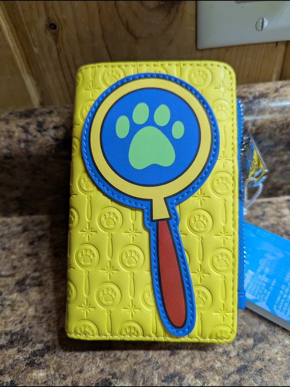 Disney x Loungefly Yellow Zootopia Wallet - Nick & Judy Print - Picture 2 of 3